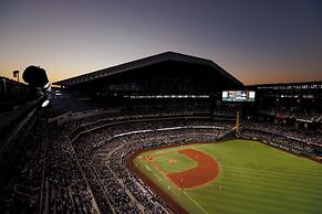 Crowne Plaza Hotel Dallas Downtown by IHG