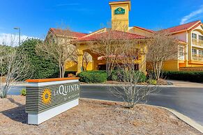 La Quinta Inn & Suites by Wyndham Raleigh Durham Intl AP