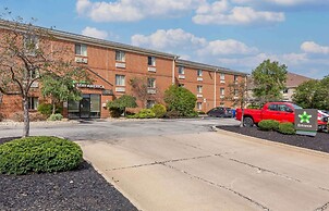 Suburban Studios Copley Akron West