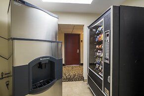 Red Roof Inn PLUS+ Houston - Energy Corridor