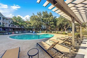 La Quinta Inn & Suites by Wyndham Dallas DFW Airport North