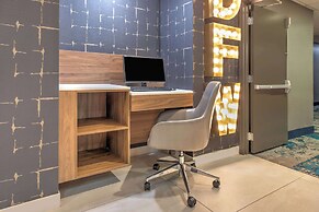 La Quinta Inn & Suites by Wyndham Dallas DFW Airport North