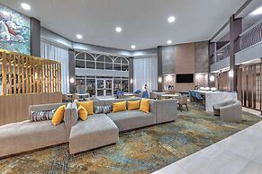 La Quinta Inn & Suites by Wyndham Dallas DFW Airport North