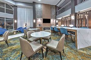 La Quinta Inn & Suites by Wyndham Dallas DFW Airport North