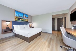 La Quinta Inn & Suites by Wyndham Dallas DFW Airport North