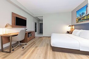 La Quinta Inn & Suites by Wyndham Dallas DFW Airport North