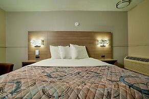 Family Garden Inn & Suites