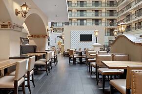 Embassy Suites by Hilton Los Angeles LAX South/El Segundo