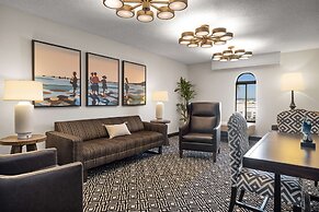 Embassy Suites by Hilton Los Angeles LAX South/El Segundo