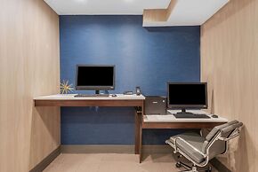 La Quinta Inn & Suites by Wyndham Aberdeen-APG