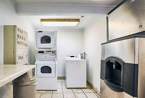 Motel 6 Hagerstown, MD