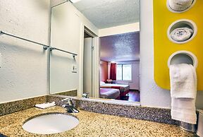 Motel 6 Hagerstown, MD