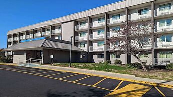 Motel 6 Danvers, MA - Boston North