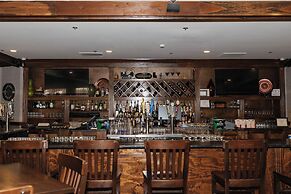 The Colonial Hotel