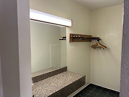 A Victory Inn - West Dearborn