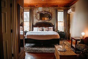 The Crystal River Inn