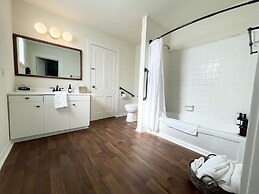 The Crystal River Inn