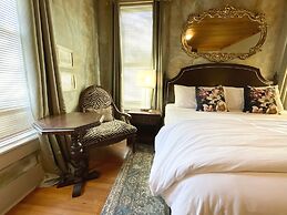 The Crystal River Inn