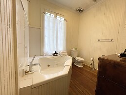 The Crystal River Inn