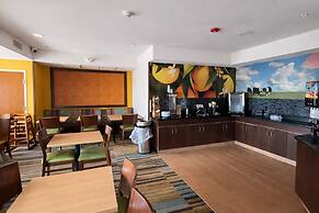 Comfort Inn & Suites Texas City I-45
