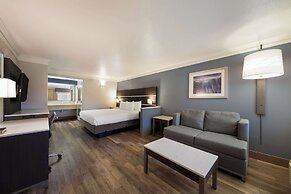 Best Western Inn & Suites Lemoore