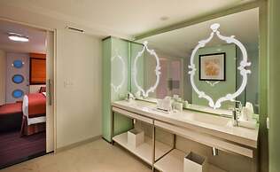 Washington Plaza Hotel