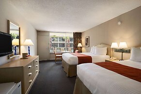 Ramada by Wyndham Kissimmee Gateway