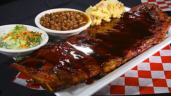 Ramada by Wyndham Kissimmee Gateway