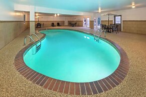 Days Inn by Wyndham Hutchinson