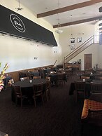 Days Inn by Wyndham Hutchinson