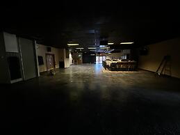 Hotel Red Rose by Townhouse Covington I-64