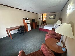 Hotel Red Rose by Townhouse Covington I-64