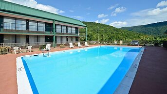 Magnuson Hotel Mountain View