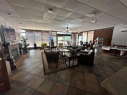 Hotel Red Rose by Townhouse Covington I-64