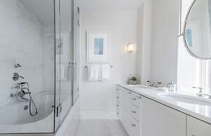 The Carlyle, A Rosewood Hotel