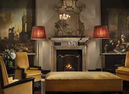 The Carlyle, A Rosewood Hotel