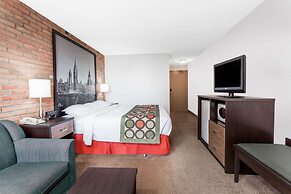 Super 8 by Wyndham Sudbury ON