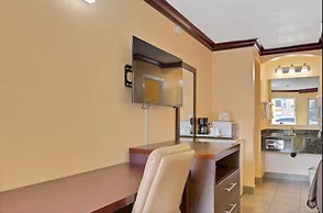 America's Deluxe Inn