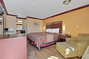 America's Deluxe Inn