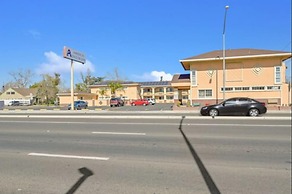 America's Deluxe Inn