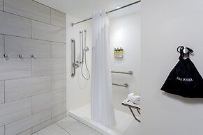 Holiday Inn Express Pensacola Beach by IHG