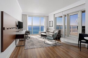 Holiday Inn Express Pensacola Beach by IHG