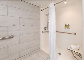 Holiday Inn Express Pensacola Beach by IHG