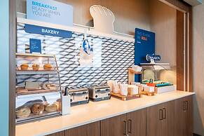 Holiday Inn Express Pensacola Beach by IHG