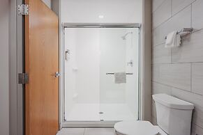 Holiday Inn Express Pensacola Beach by IHG