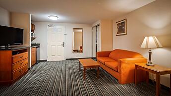 Best Western Plus Twin View Inn & Suites