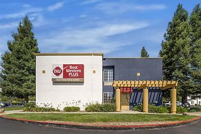 Best Western Plus Twin View Inn & Suites