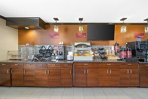 Best Western Plus Twin View Inn & Suites