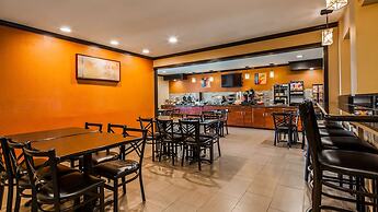 Best Western Plus Twin View Inn & Suites