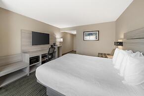 Best Western Plus Twin View Inn & Suites